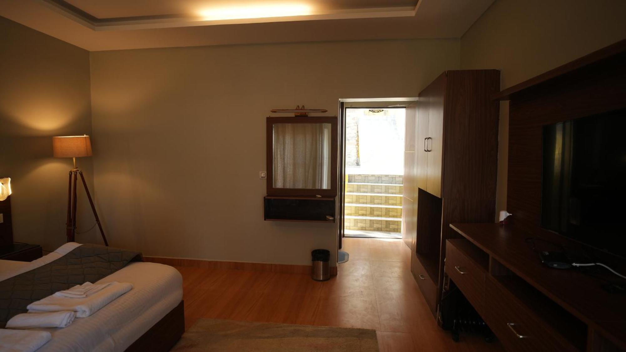The Foresta By Orchid Hospitality & Holidays Mukteshwar Exterior foto